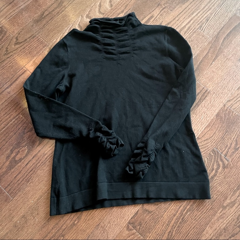 Tribal knit top / sweater